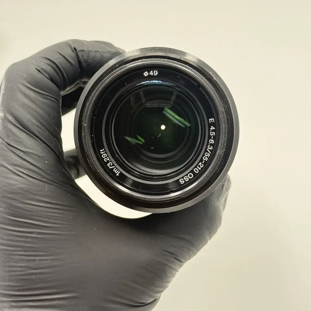 Sony E 55 210mm F4.5 6.3 OSS Zoom Lens SEL55210 Black Box Hood